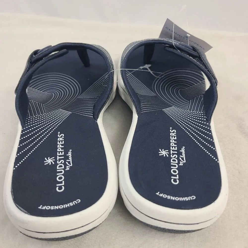NEW Clarks Cloudsteppers Women's Navy Marine Thong Sandals Size 6 Cushioned Sole - Picture 6 of 7
